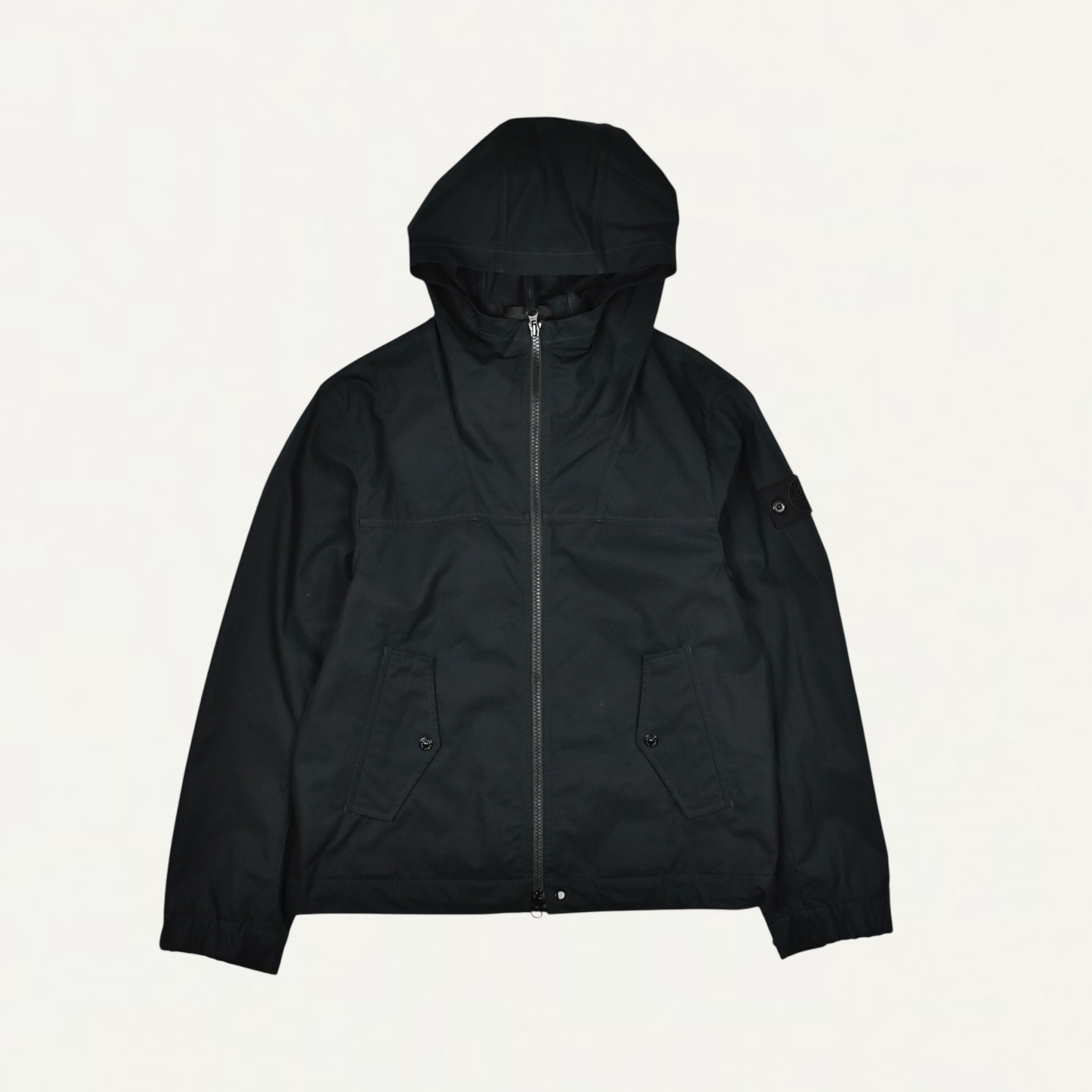 STONE ISLAND 4100037 ALL-WEATHER COTTON CANVAS_S.I. GHOST Windproof and breathable hooded jacket Black[L1S154100037S0F01V0029]