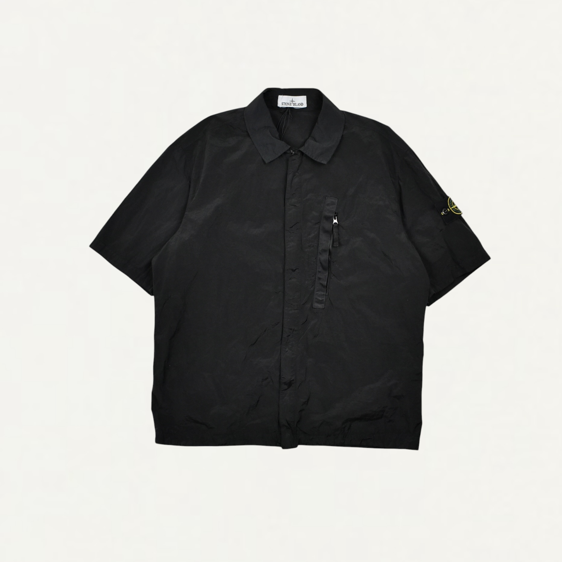 STONE ISLAND 1200028 NYLON METAL IN ECONYL® Comfort-fit short-sleeve shirt with zip Black[L1S151200028S0019V0029]