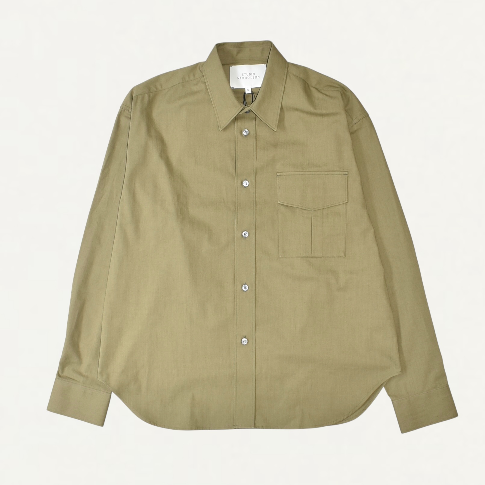 STUDIO NICHOLSON SOLST SHIRT IN MILITARY GREEN[SOLST SNM-1398]