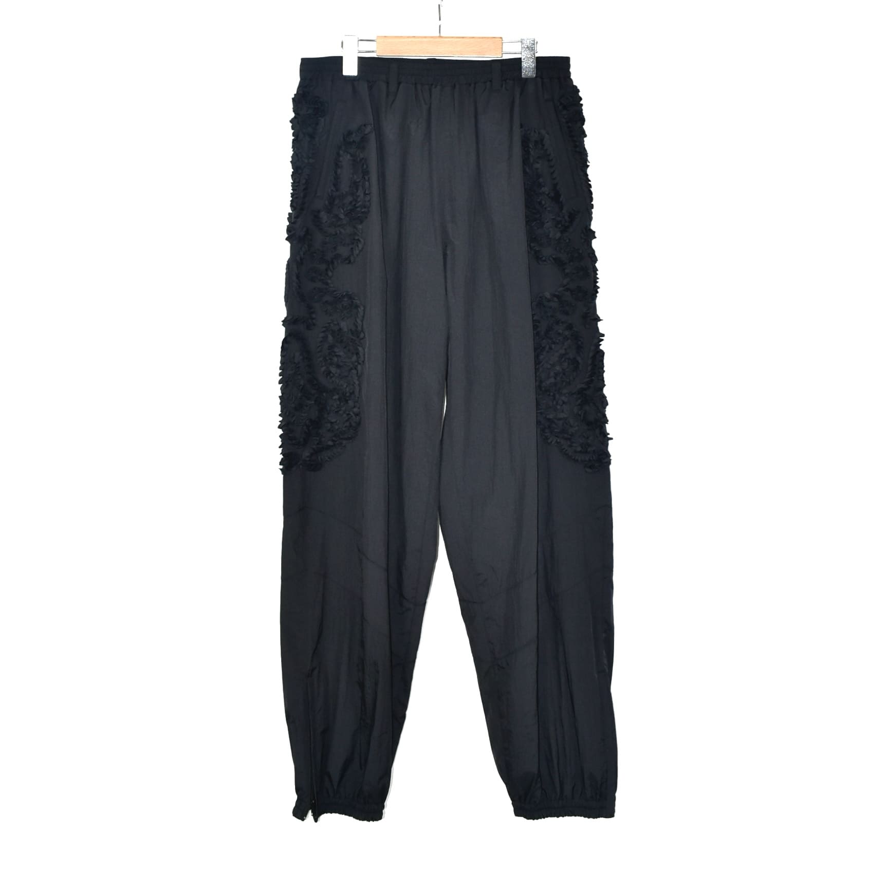 TAAKK EMBROIDERY PANTS BLACK[TA24AW-PT020]