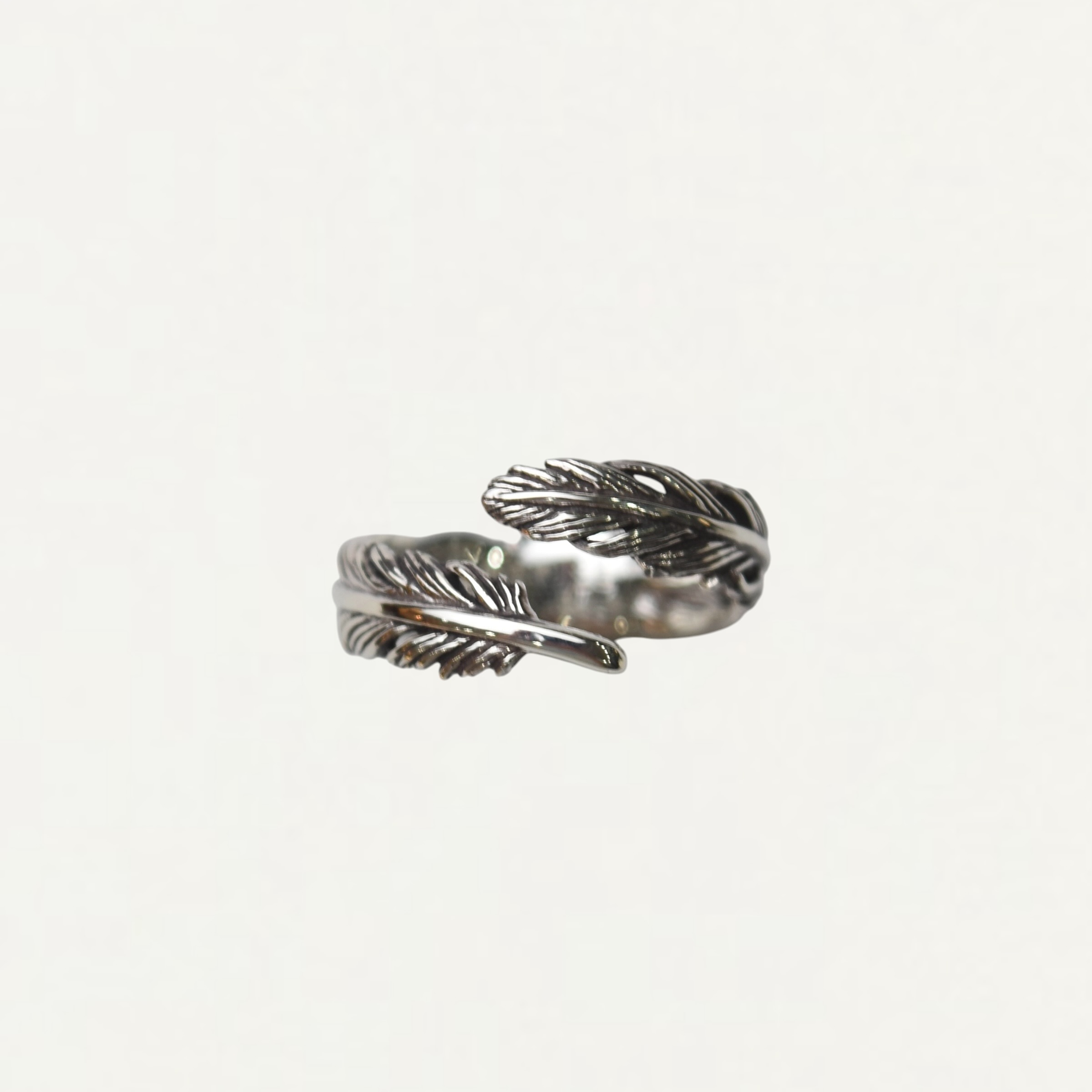 GARDEL NATURAL FEATHER RING RHODIUM COATING[GDR-077]
