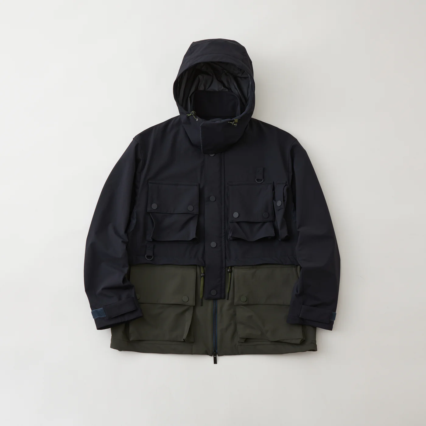 White Mountaineering WINDSTOPPER MULTI POCKET JACKET[WM2473219]